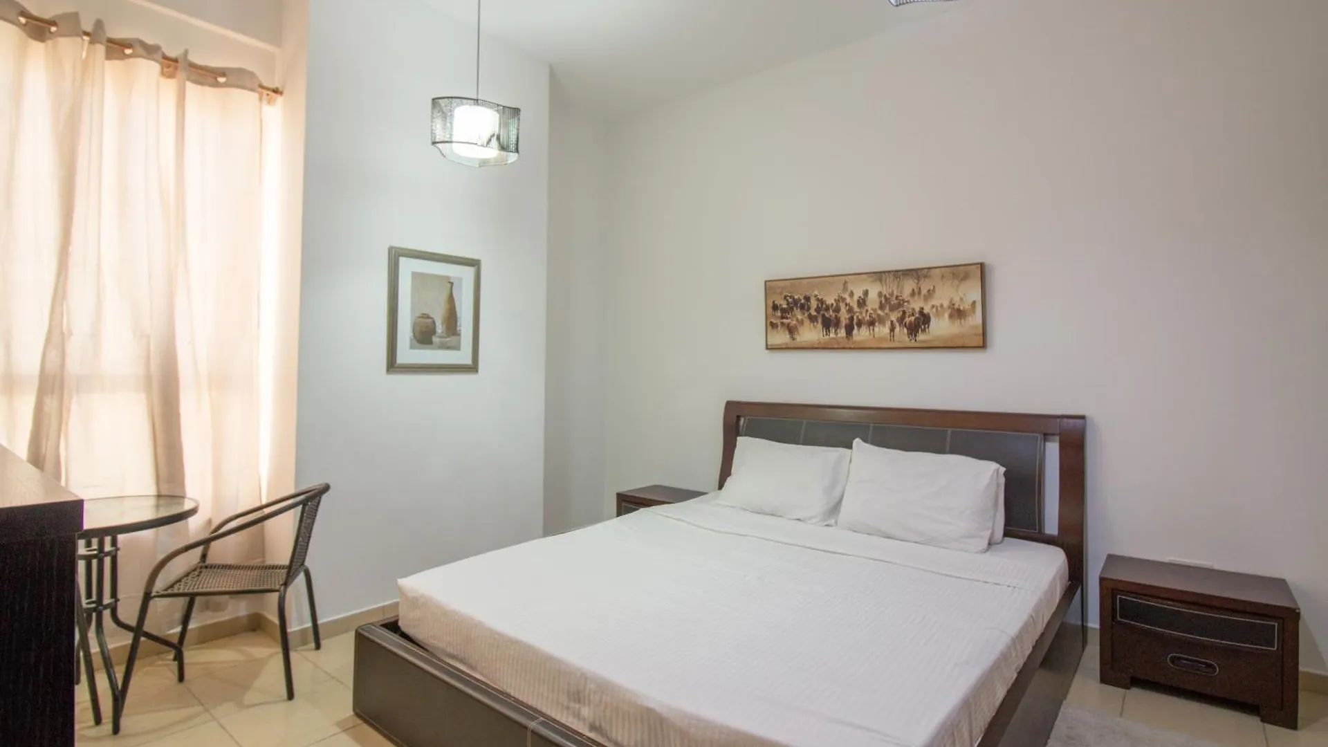 Spacious 4 Bedroom Apartment In Jbr, 5-Min Walk To The Beach, Marina Views Dubai