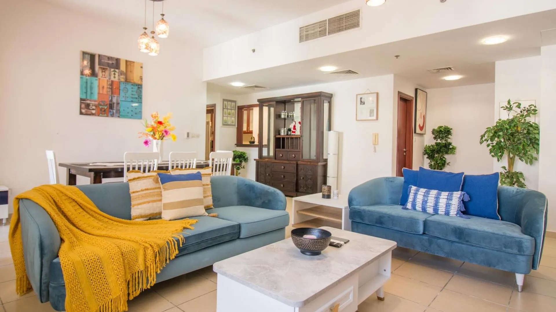 Spacious 4 Bedroom Apartment In Jbr, 5-Min Walk To The Beach, Marina Views Dubai United Arab Emirates