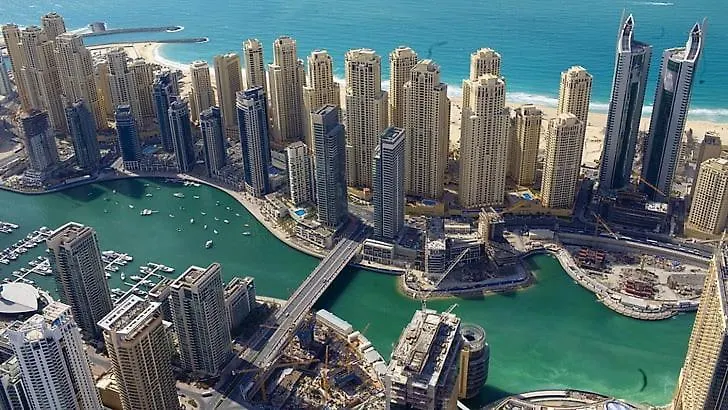 Spacious 4 Bedroom Apartment In Jbr, 5-Min Walk To The Beach, Marina Views Dubai