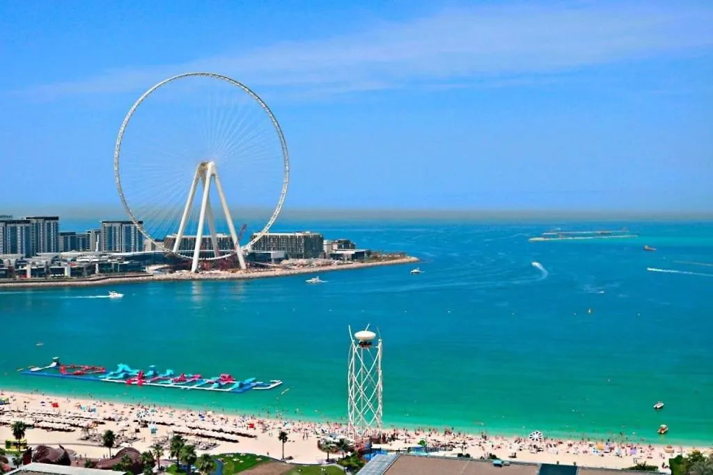 Spacious 4 Bedroom Apartment In Jbr, 5-Min Walk To The Beach, Marina Views Dubai